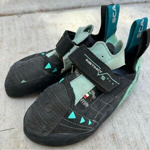 Scarpa instinct VS rock climbing shoe size 37